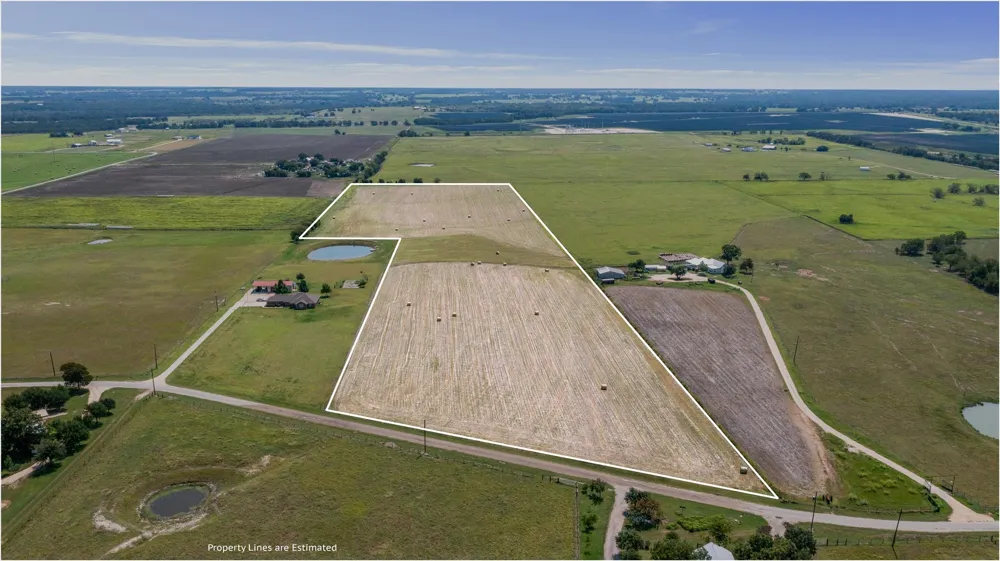 12473 County Road 440 Thorndale, TX 76577
