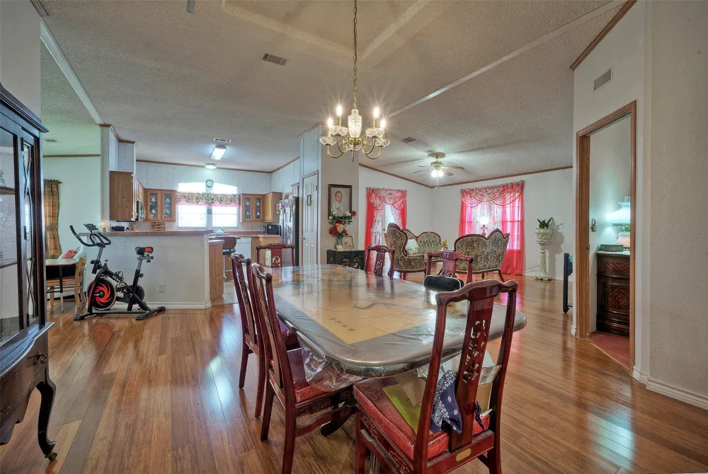 901 County Road 134 Road Hutto, TX 78634