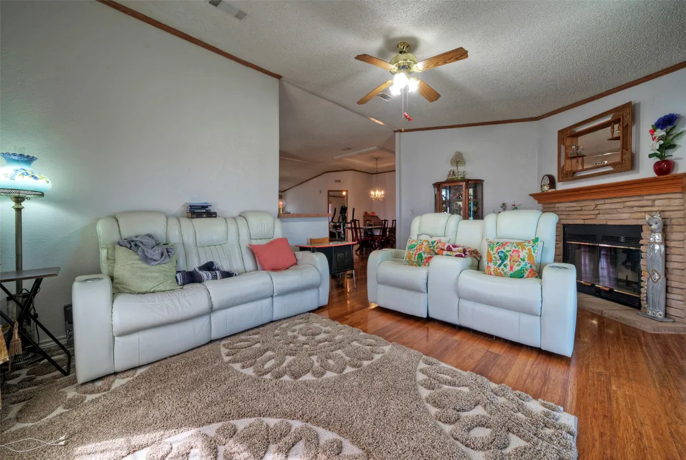 901 County Road 134 Road Hutto, TX 78634