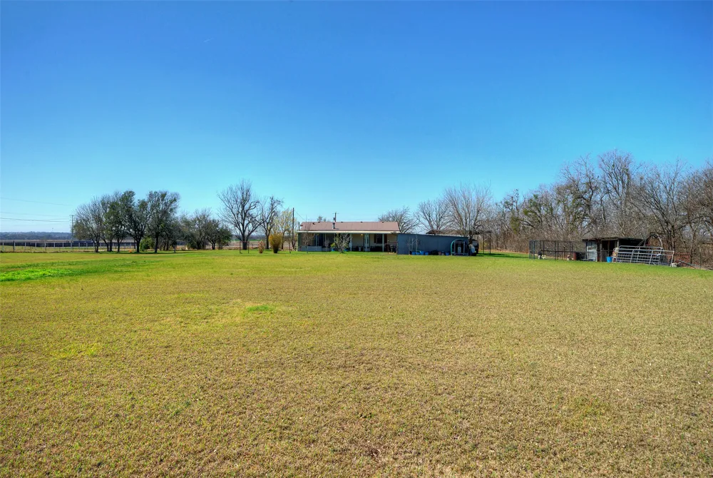 901 County Road 134 Road Hutto, TX 78634