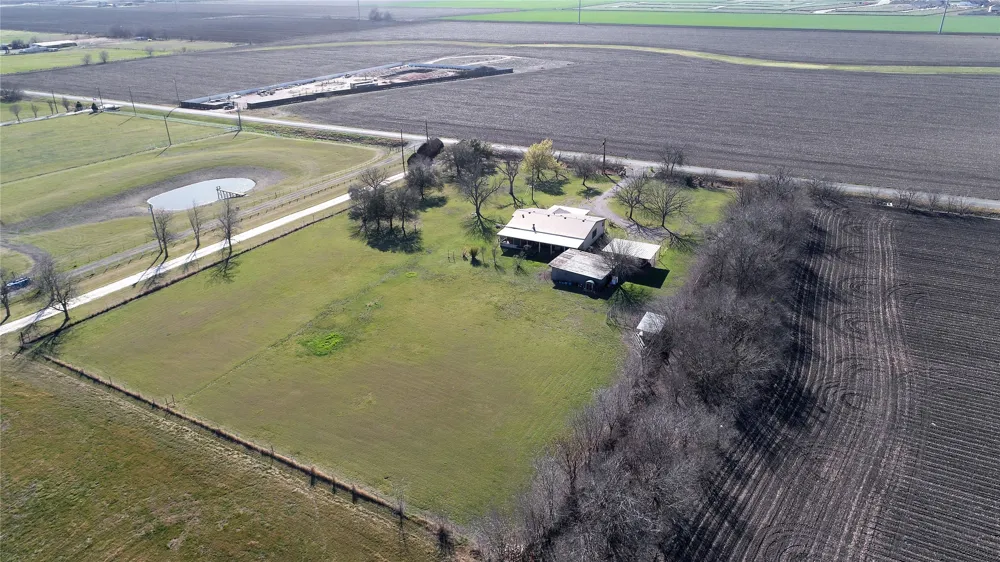 901 County Road 134 Road Hutto, TX 78634