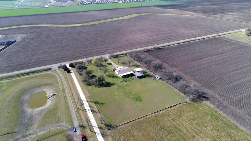901 County Road 134 Road Hutto, TX 78634