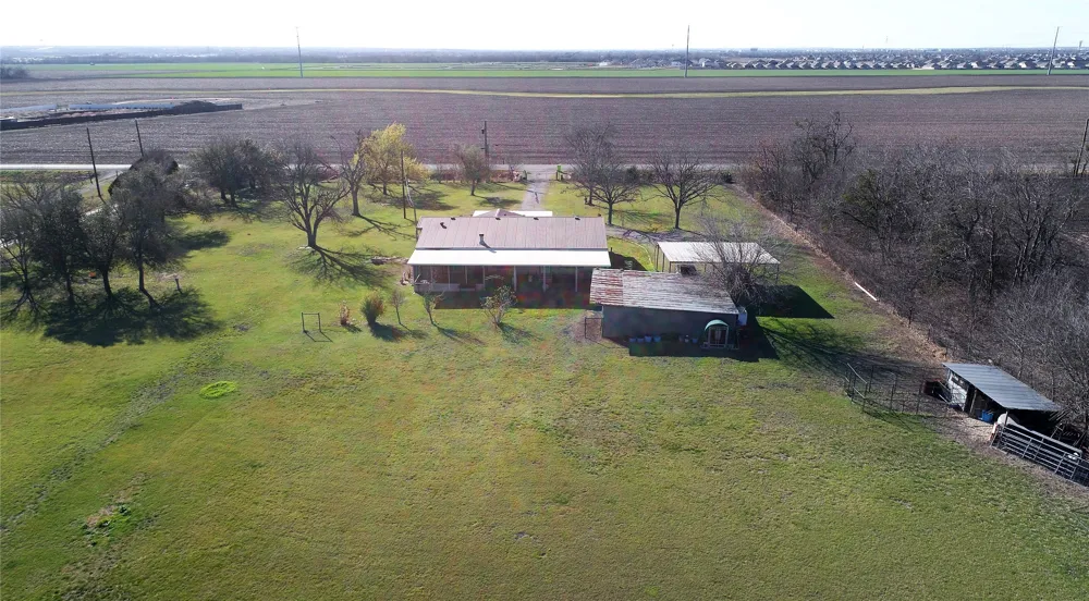 901 County Road 134 Road Hutto, TX 78634