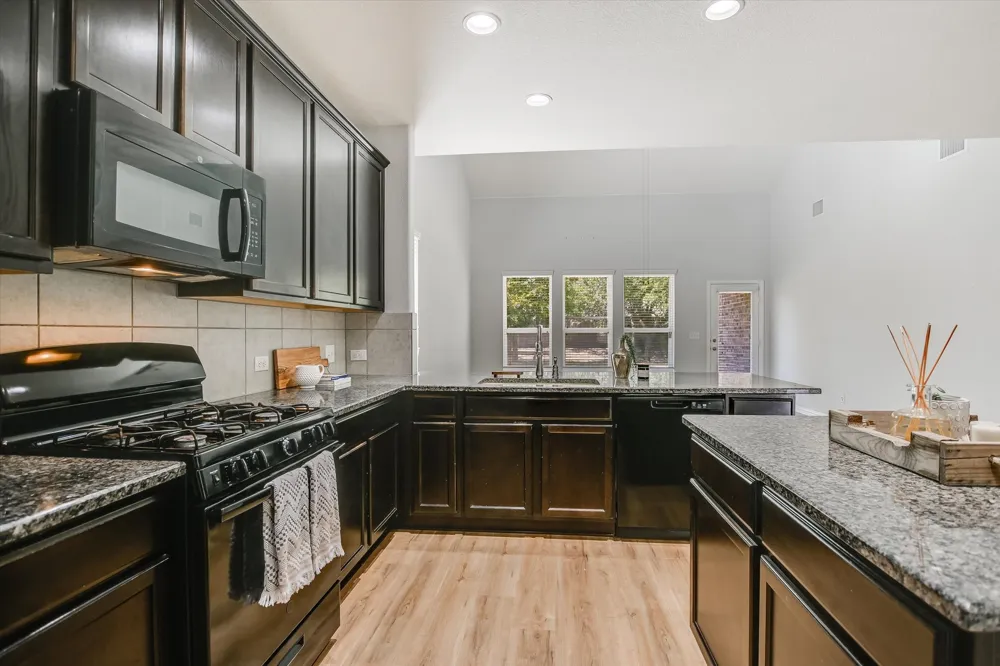 113 Cipressi Cove Georgetown, TX 78628