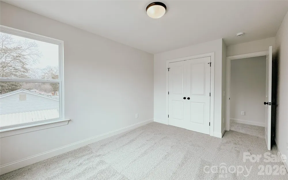 304 Woodside Drive Harrisburg, NC 28075
