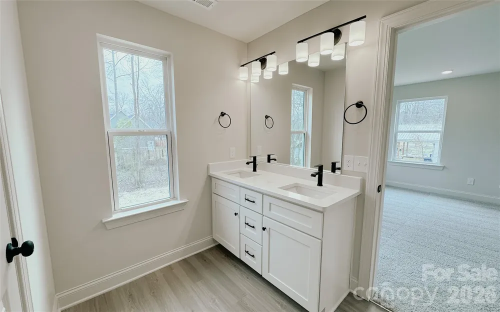 304 Woodside Drive Harrisburg, NC 28075