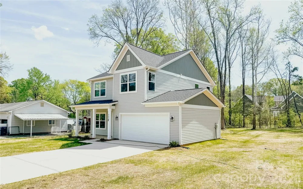 304 Woodside Drive Harrisburg, NC 28075