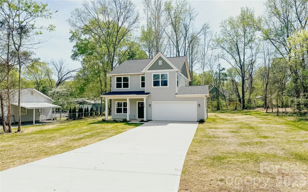 304 Woodside Drive Harrisburg, NC 28075