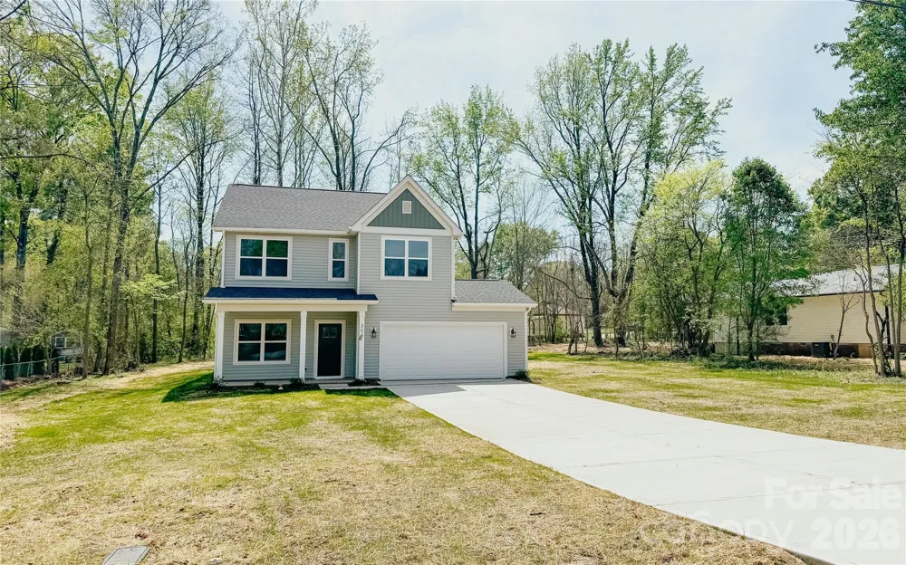304 Woodside Drive Harrisburg, NC 28075