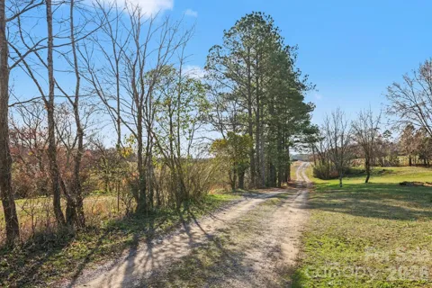 5647 Putuptoe Place