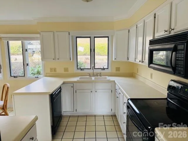 121 Burning Tree Lane #121 Flat Rock, NC 28731