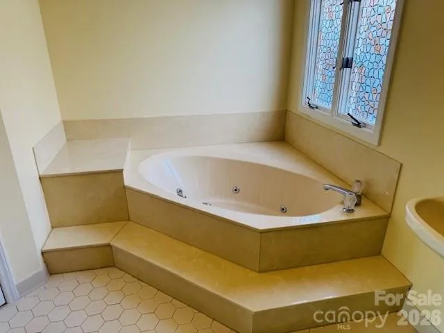 121 Burning Tree Lane #121 Flat Rock, NC 28731