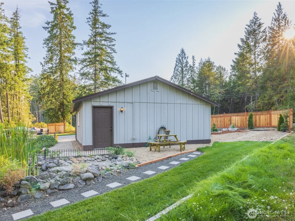 5440 E Grapeview Loop Road Allyn, WA 98524