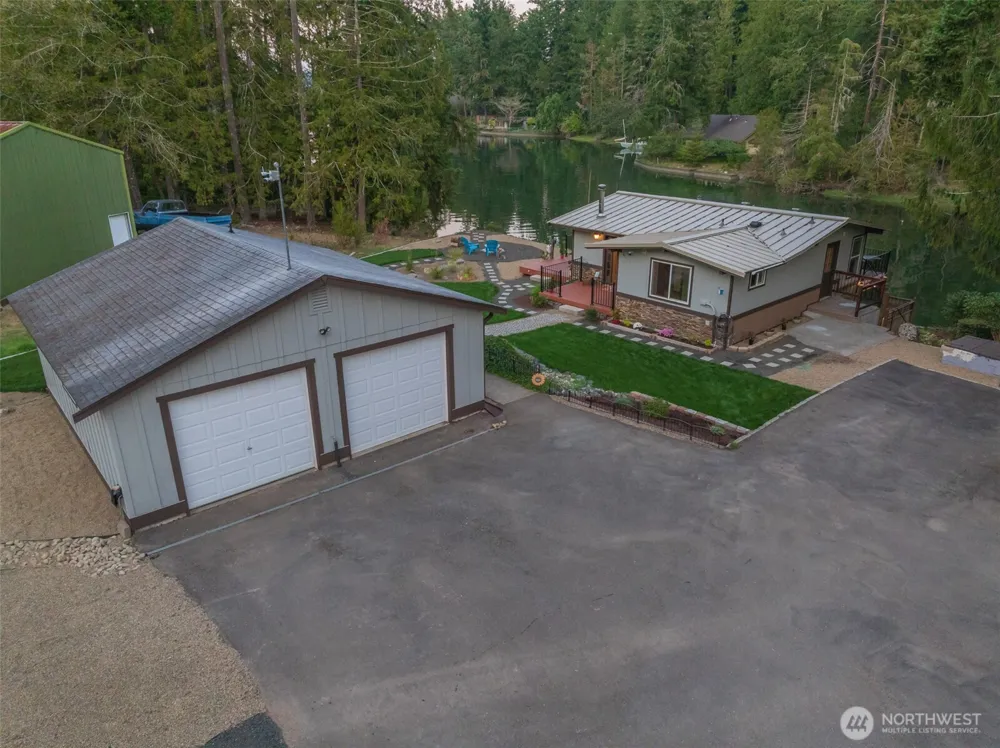 5440 E Grapeview Loop Road Allyn, WA 98524