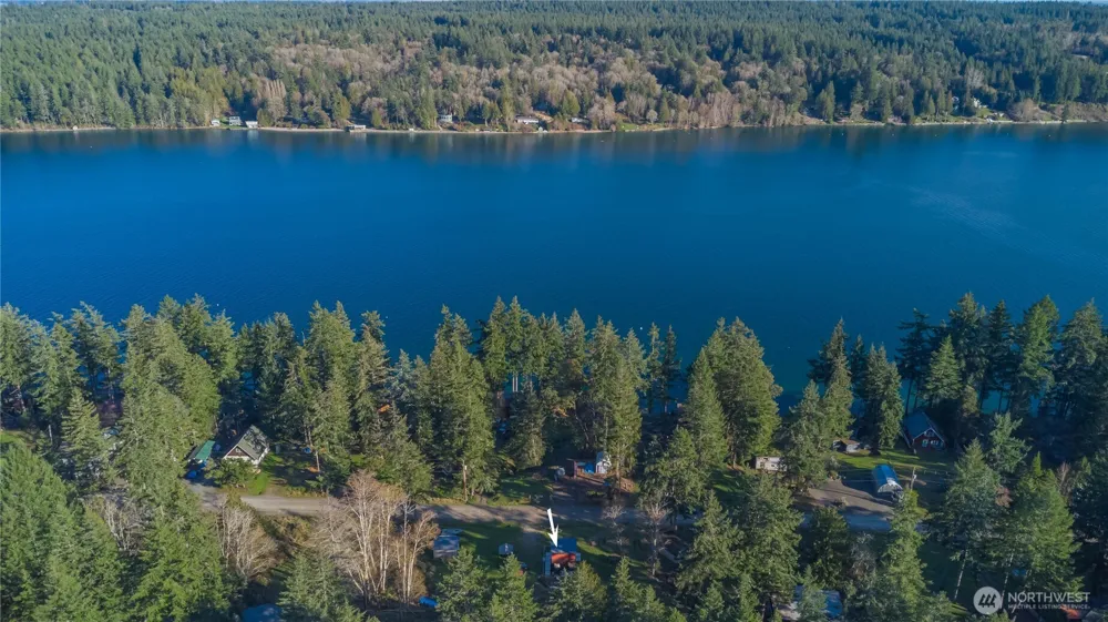826 E Herron Blvd NW Lakebay, WA 98349