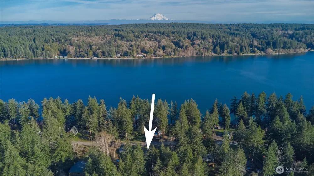 826 E Herron Blvd NW Lakebay, WA 98349
