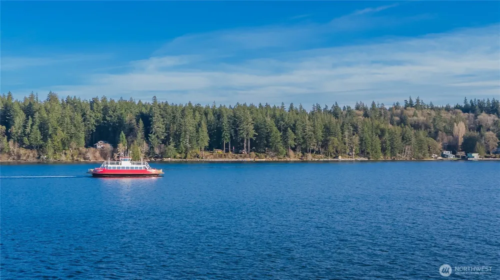 826 E Herron Blvd NW Lakebay, WA 98349