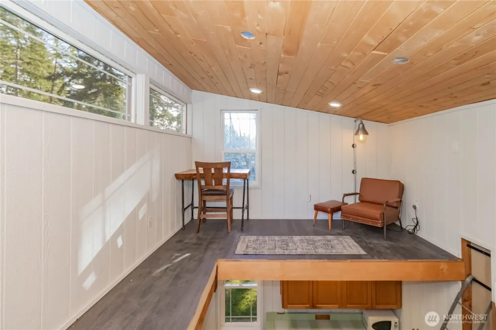 826 E Herron Blvd NW Lakebay, WA 98349