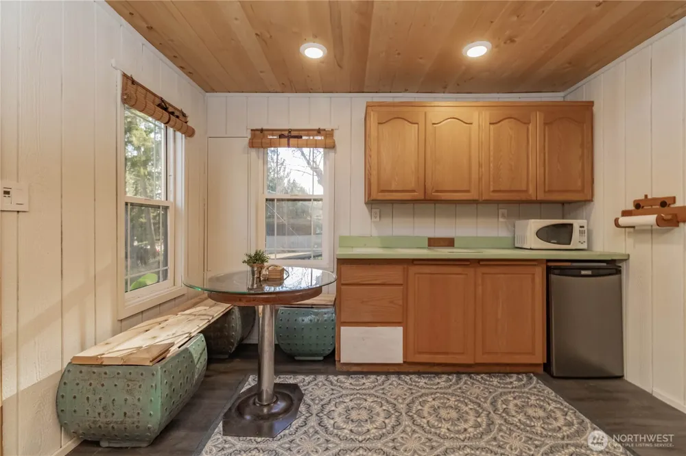 826 E Herron Blvd NW Lakebay, WA 98349