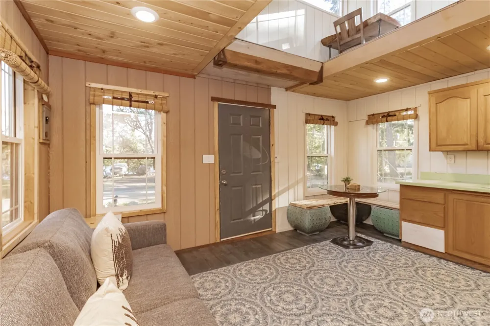 826 E Herron Blvd NW Lakebay, WA 98349