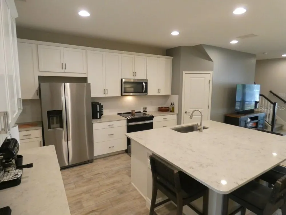 1505 SUNSET WIND LOOP Oldsmar, FL 34677