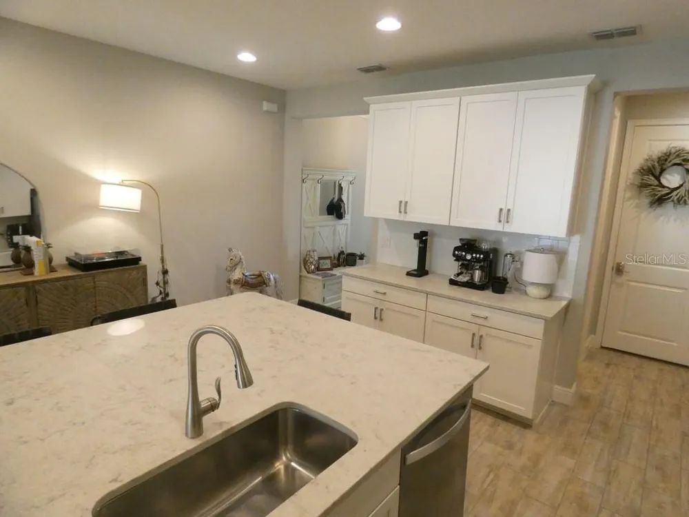1505 SUNSET WIND LOOP Oldsmar, FL 34677
