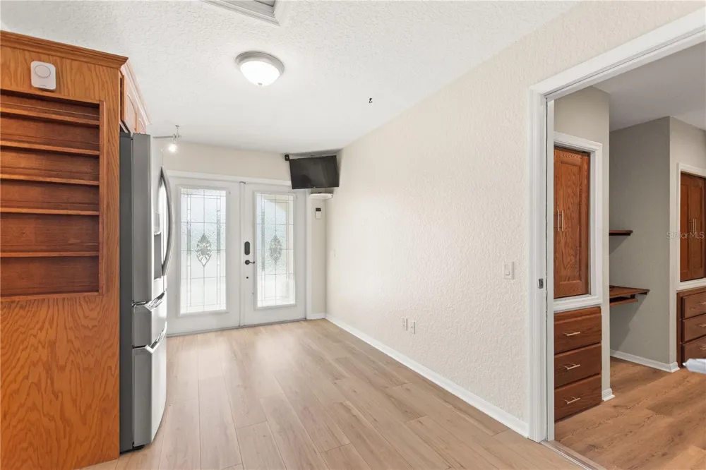 561 MEANDERING WAY Polk City, FL 33868