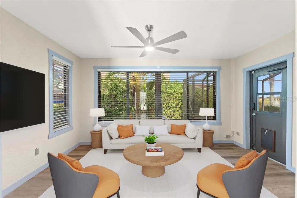 561 MEANDERING WAY Polk City, FL 33868