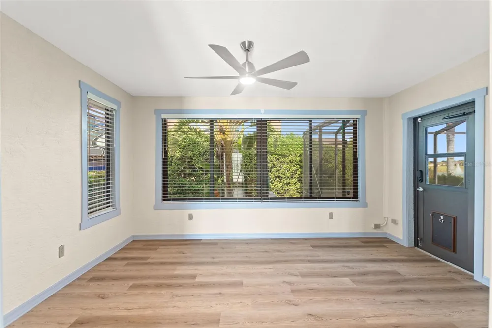 561 MEANDERING WAY Polk City, FL 33868