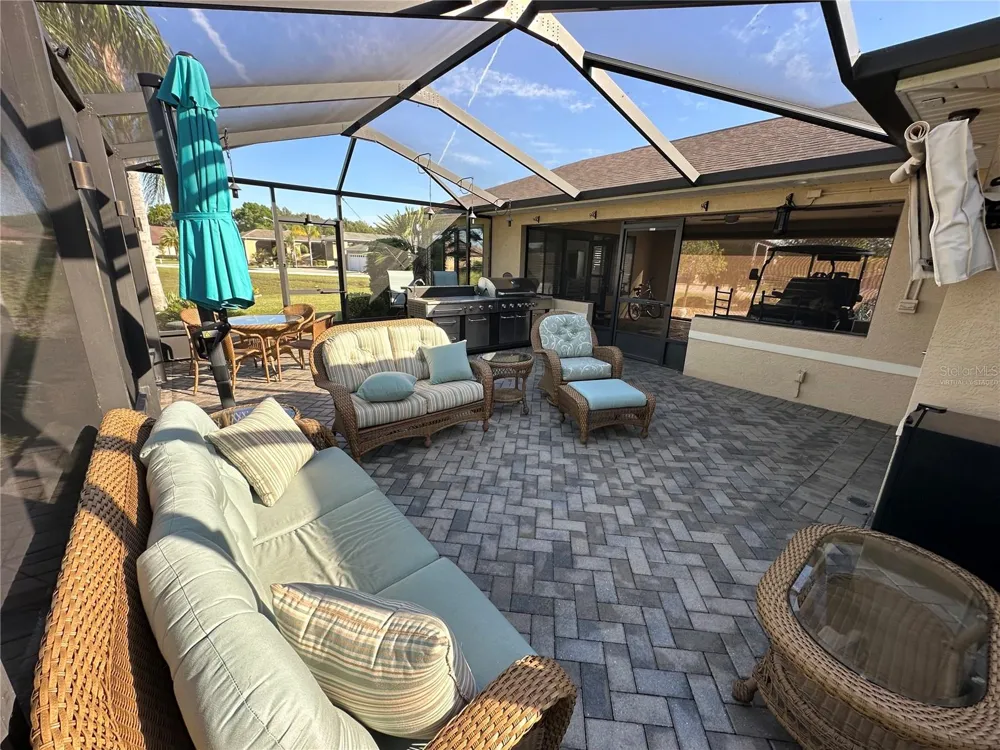 561 MEANDERING WAY Polk City, FL 33868