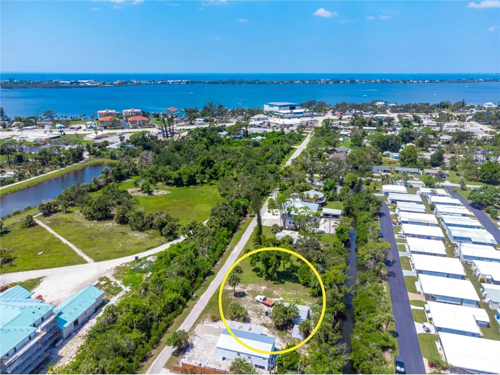 240 RIVERVIEW AVENUE Englewood, FL 34223