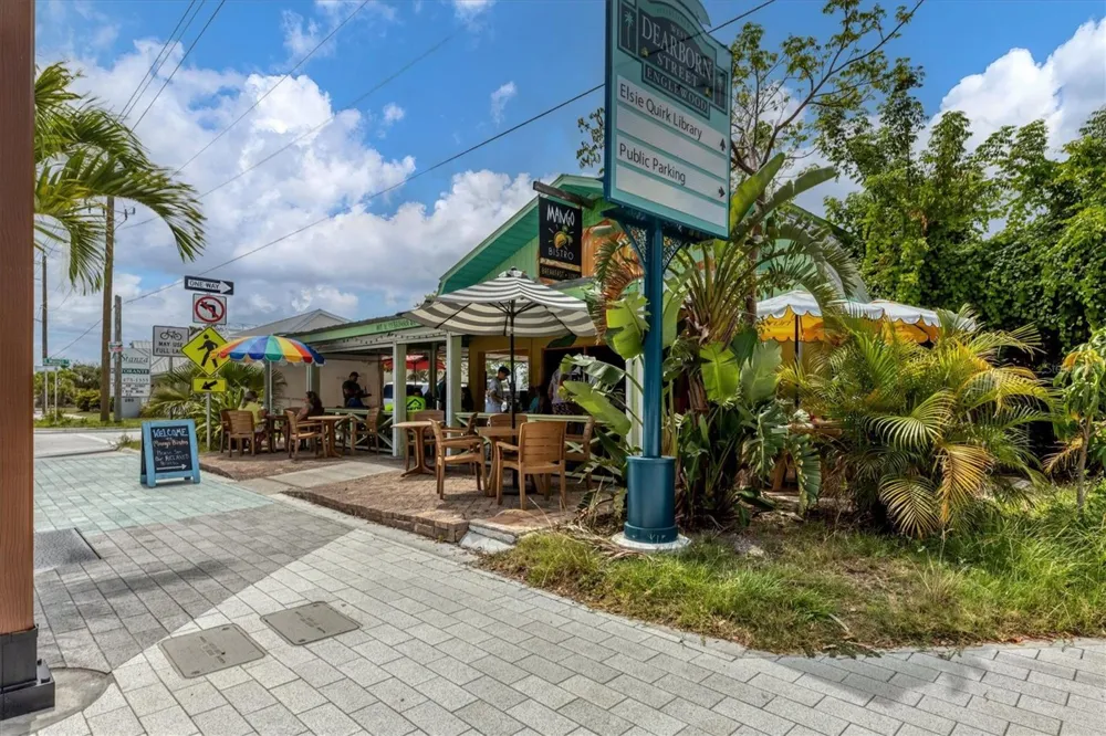 240 RIVERVIEW AVENUE Englewood, FL 34223