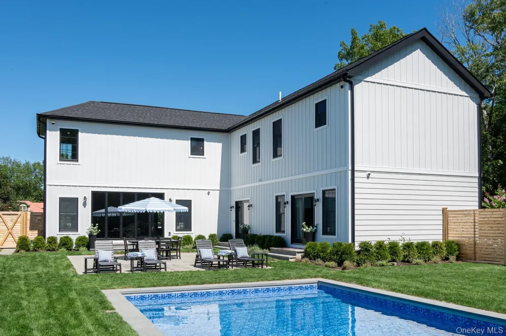 70 Arshamomaque Avenue Southold, NY 11971