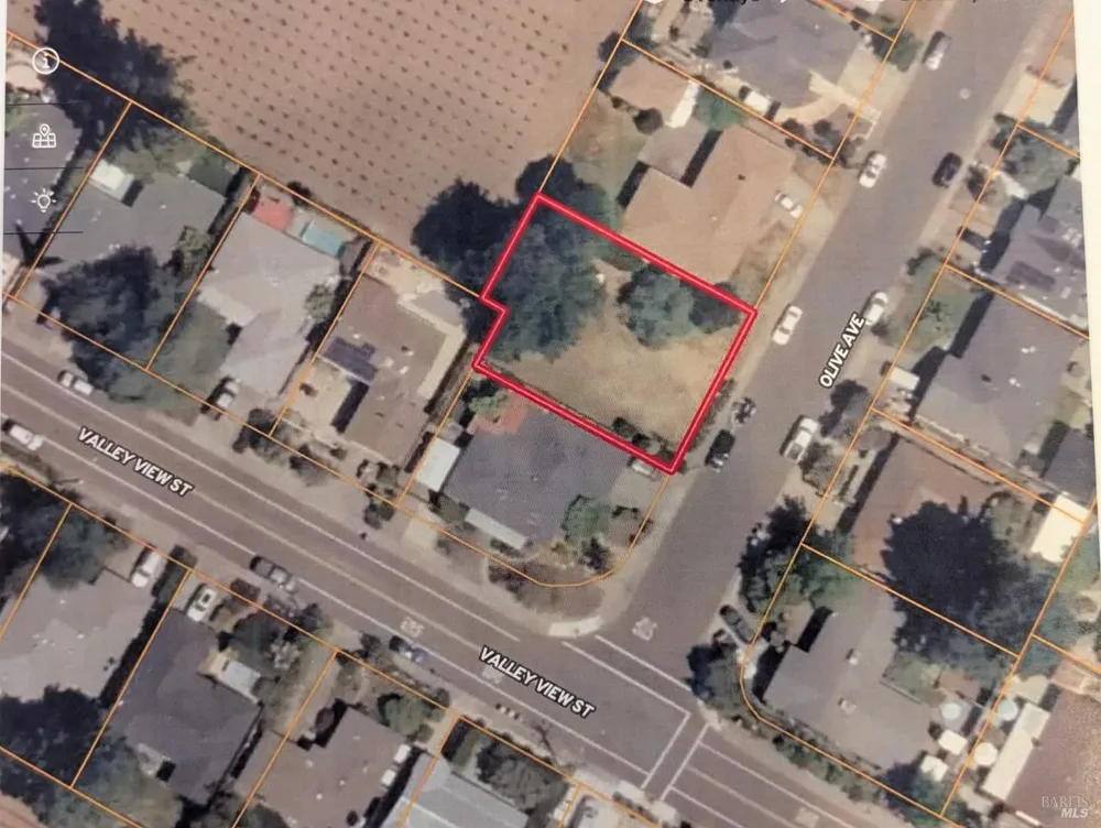 2060 Olive Avenue St. Helena, CA 94574