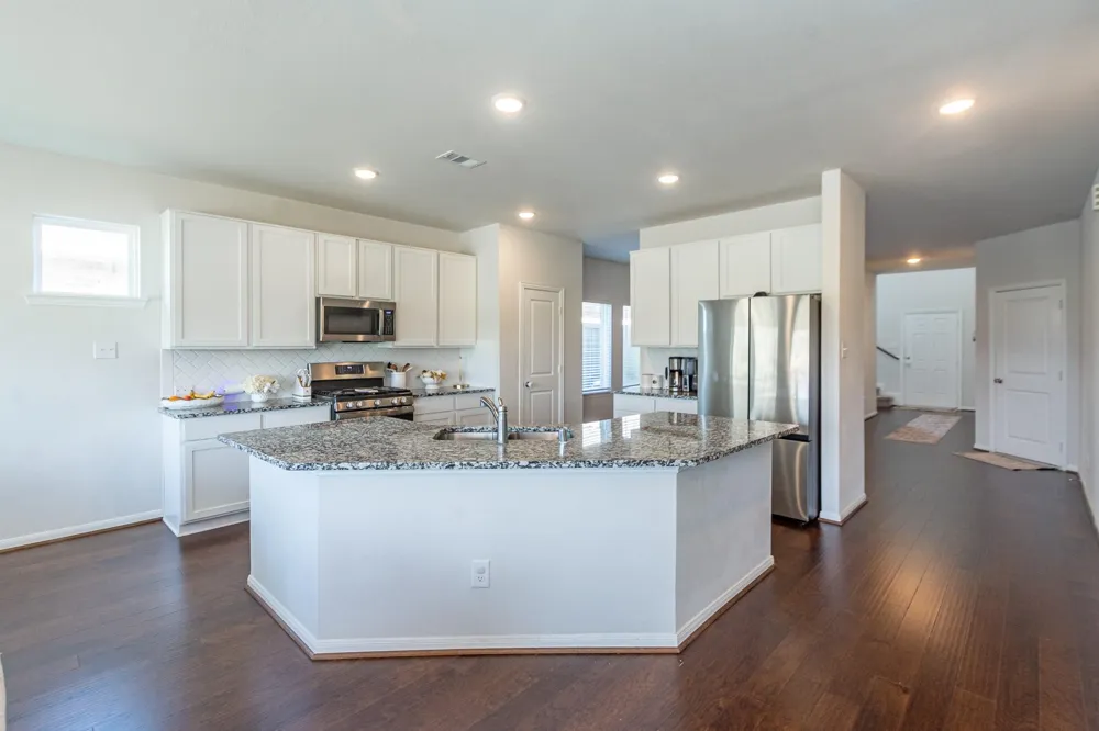 505 Prairie Grass Trail Clute, TX 77531