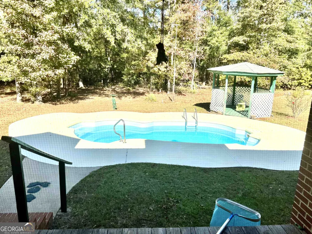 2382 Gallimore Mill RD Jeffersonville, GA 31044