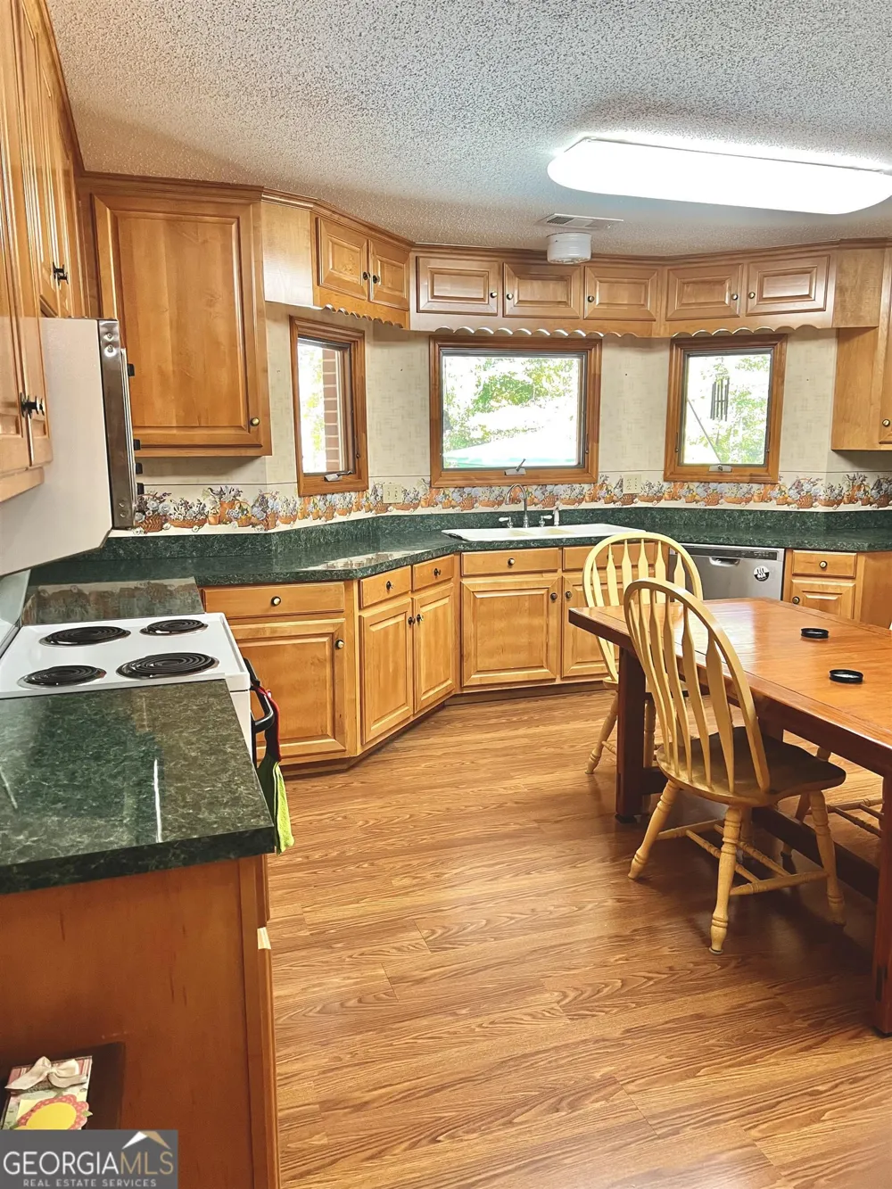 2382 Gallimore Mill RD Jeffersonville, GA 31044
