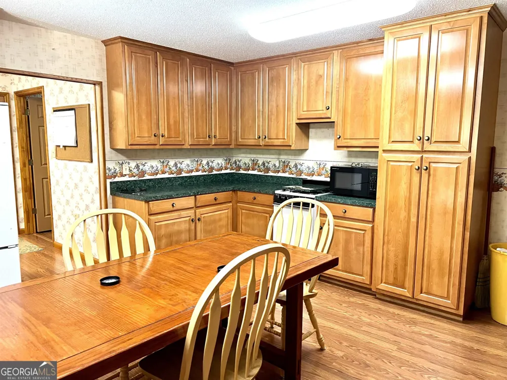2382 Gallimore Mill RD Jeffersonville, GA 31044
