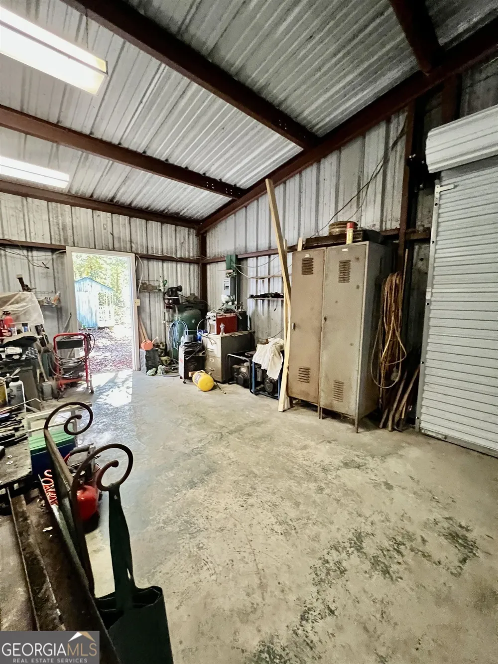 2382 Gallimore Mill RD Jeffersonville, GA 31044