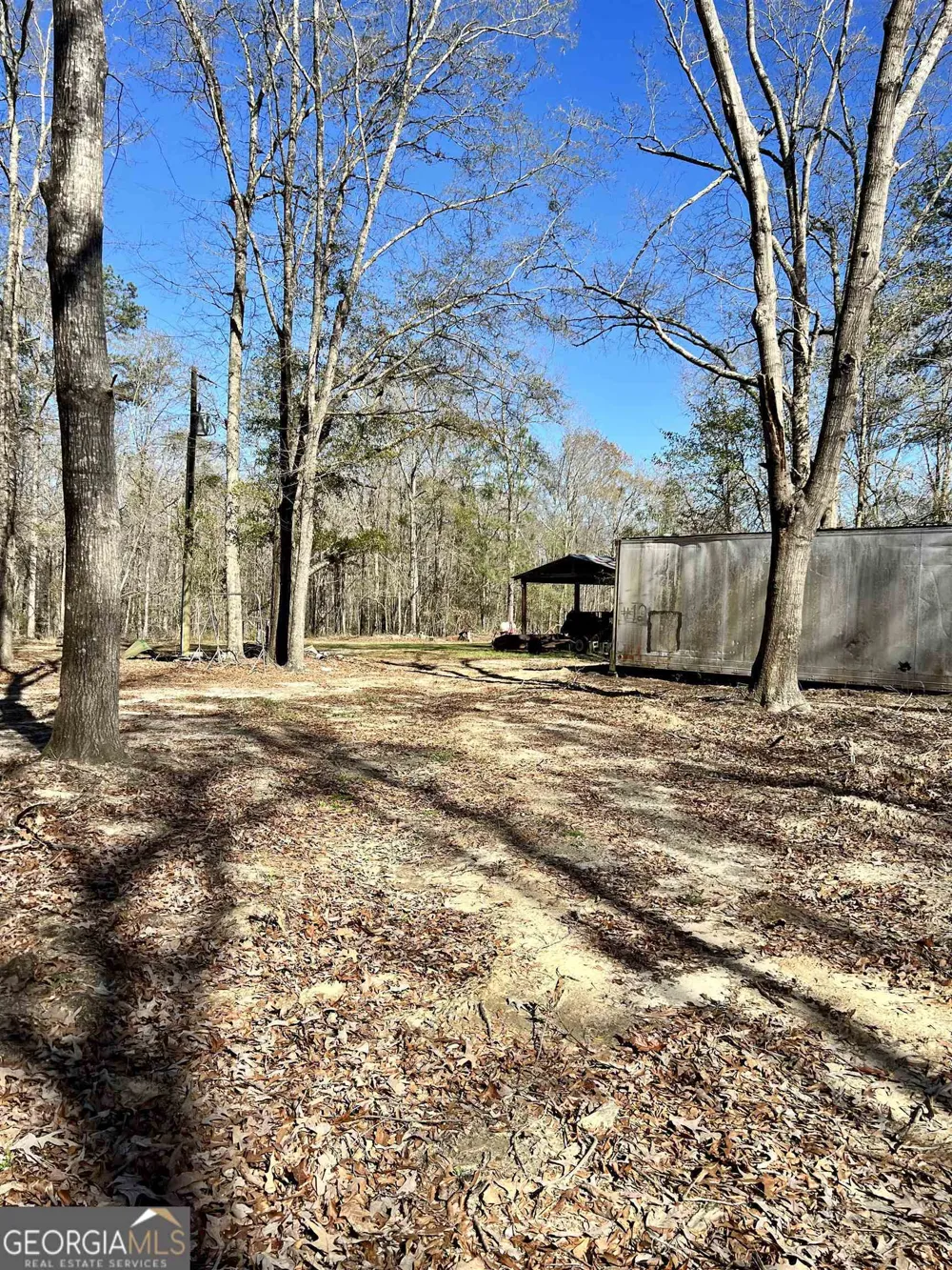 2382 Gallimore Mill RD Jeffersonville, GA 31044