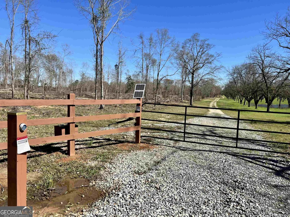 2382 Gallimore Mill RD Jeffersonville, GA 31044