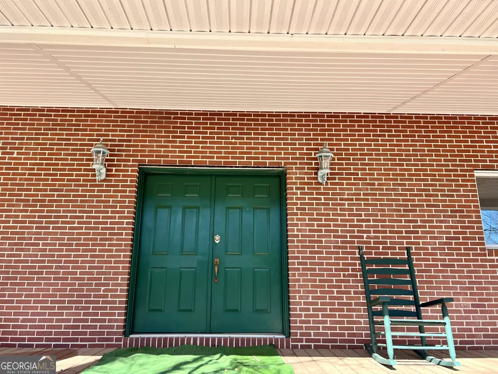 2382 Gallimore Mill RD Jeffersonville, GA 31044