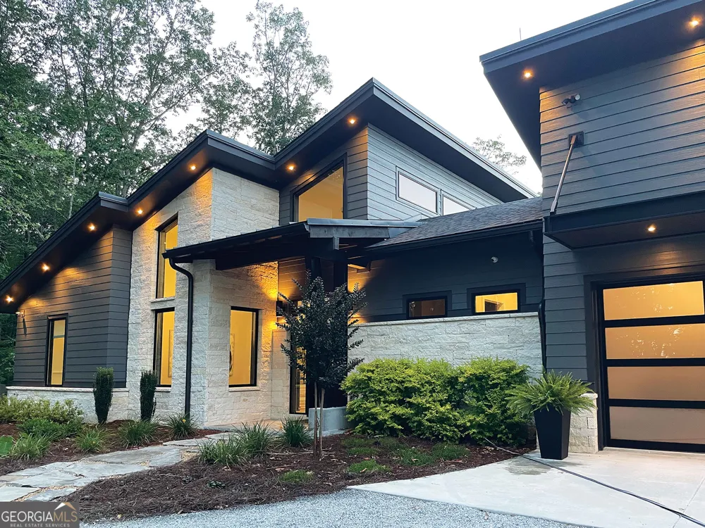 377 Charmont DR Tiger, GA 30576