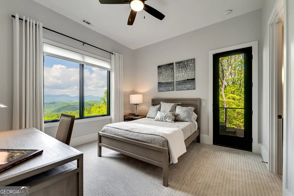 377 Charmont DR Tiger, GA 30576