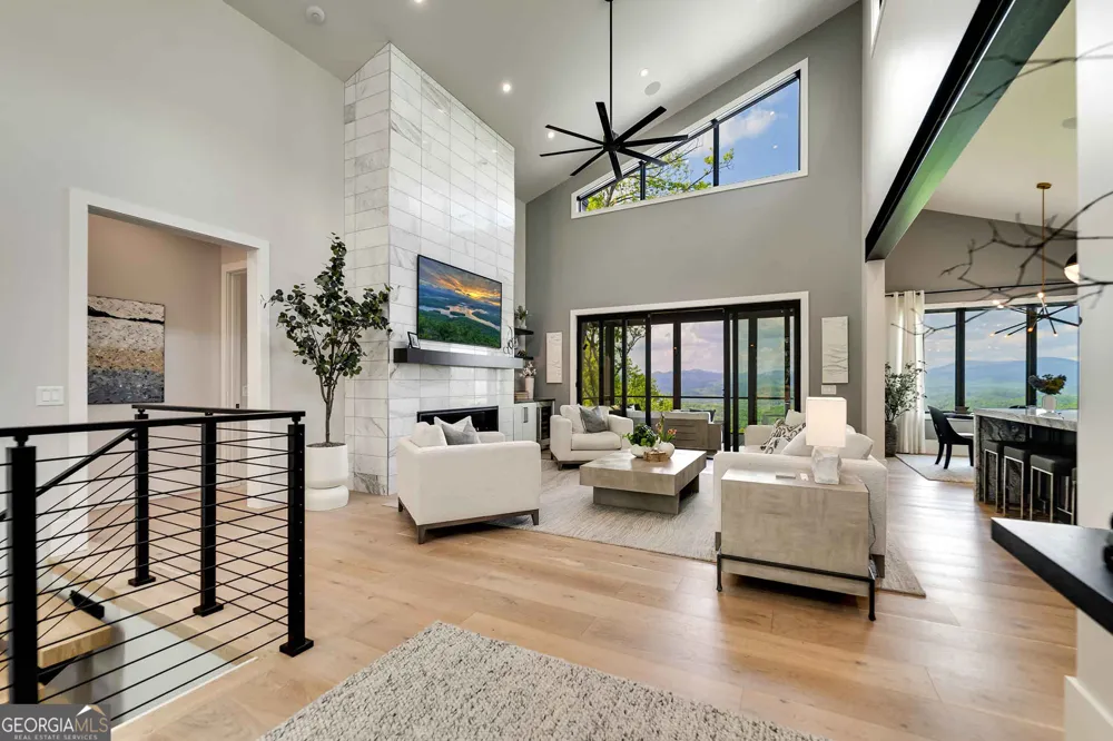 377 Charmont DR Tiger, GA 30576