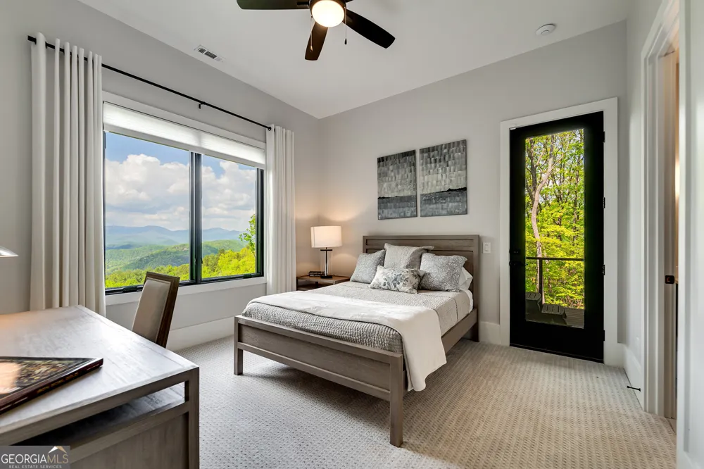 377 Charmont DR Tiger, GA 30576