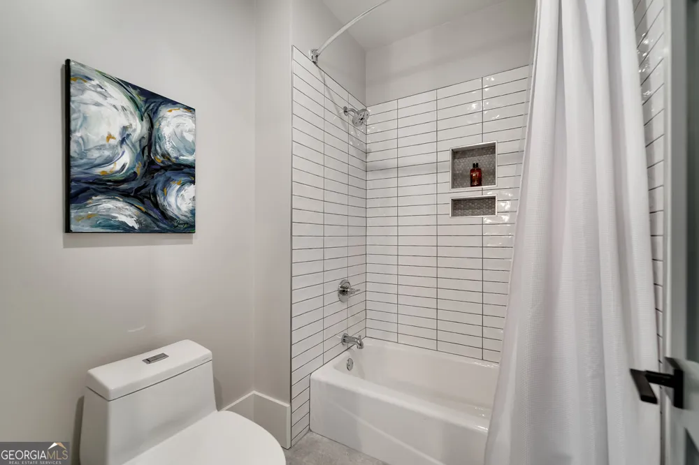 377 Charmont DR Tiger, GA 30576