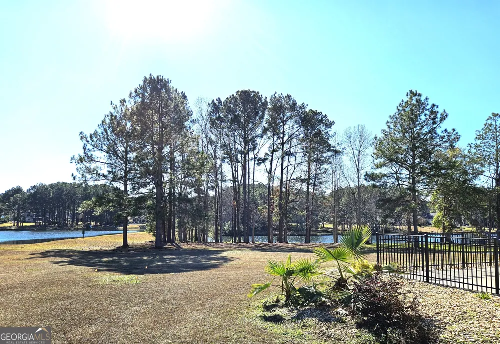 120 Sweetwater DR Thomasville, GA 31757