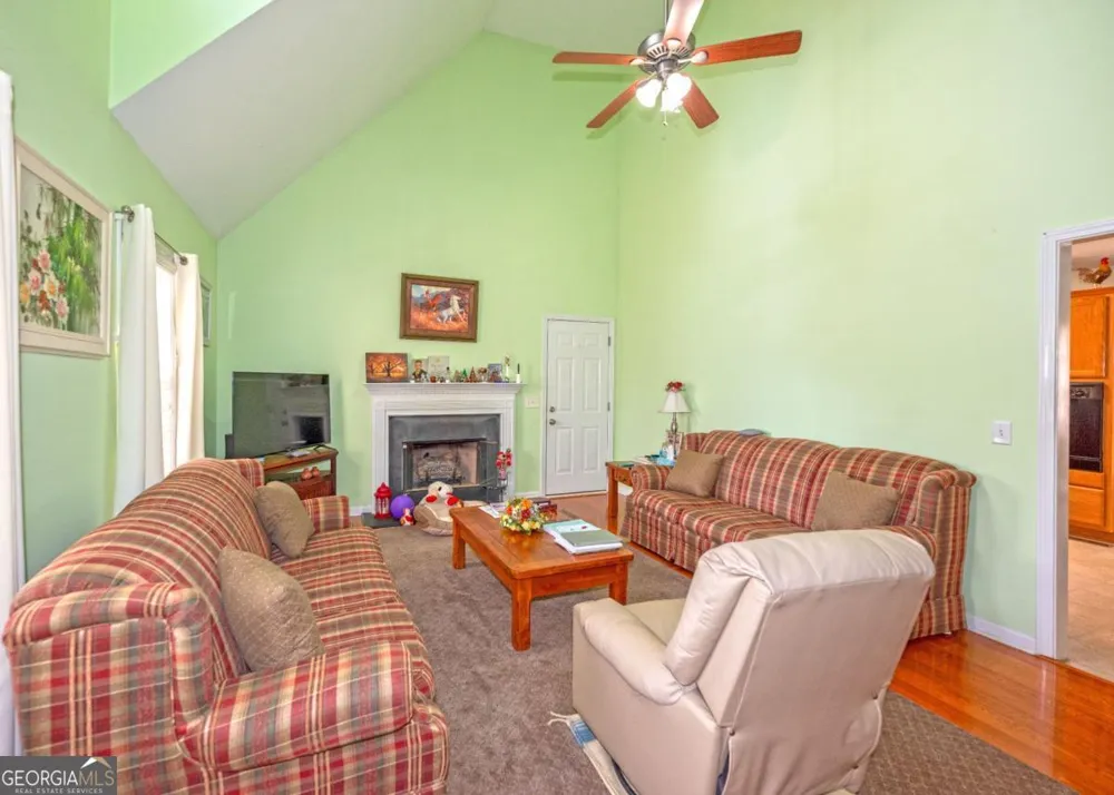 149 Candlestick DR Hull, GA 30646
