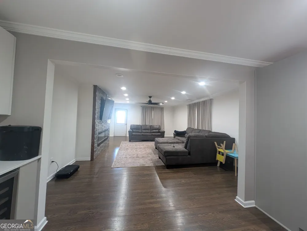 6164 Ridge RD Hiram, GA 30141